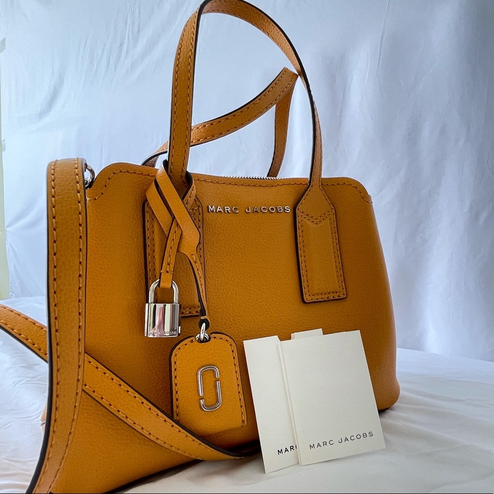 Brand NEW Marc Jacobs crossbody/shoulder bag.